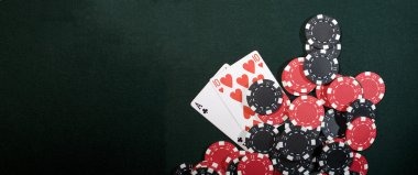 Dealer chat and game history on pisangemas4d live table